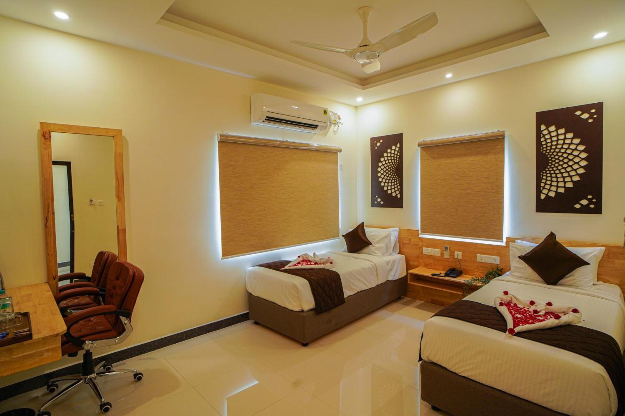Tpc Camphor Hotel Tiruchirappalli Ngoại thất bức ảnh